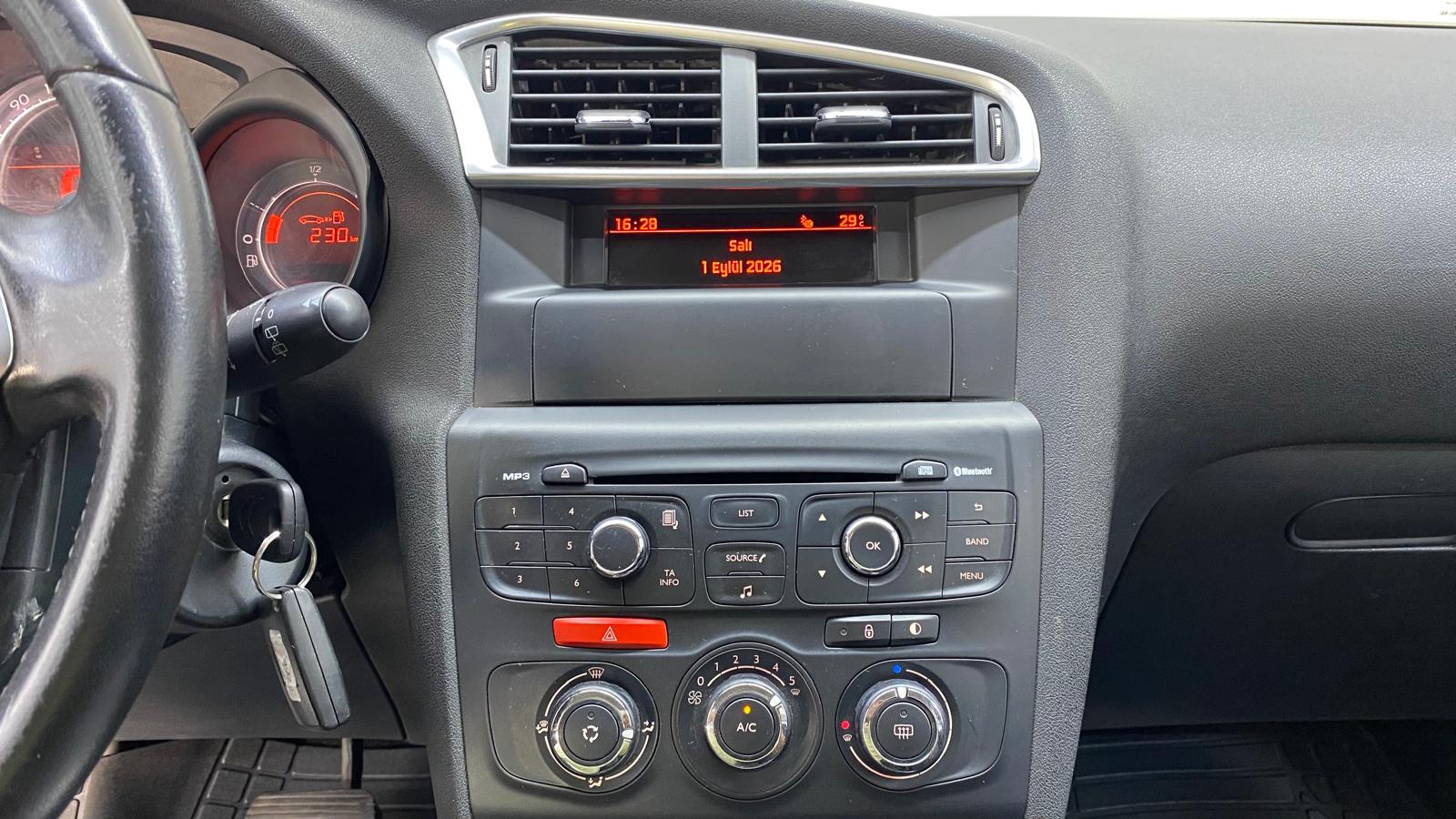 CITROEN C4 15
